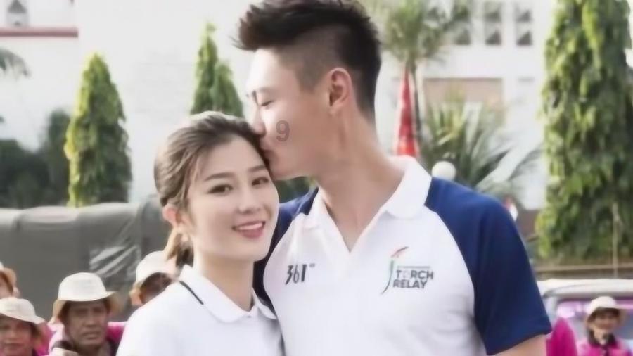 逃离棕榈树森林