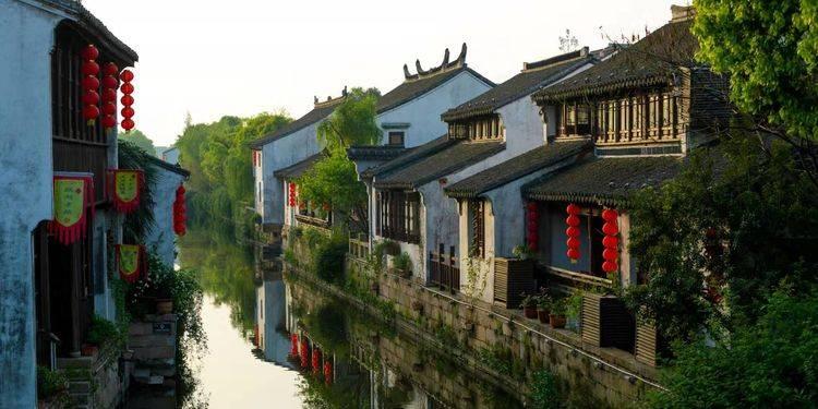 科顺股份:预计2023年度净利润亏损3亿元~4.5亿元
